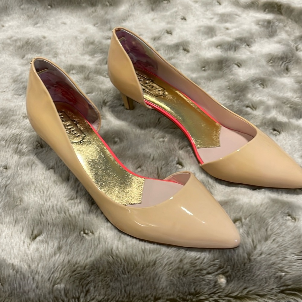 Ted Baker NWT Pumps